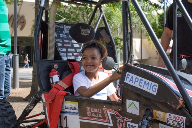 Ingrid entra no Zebu Baja